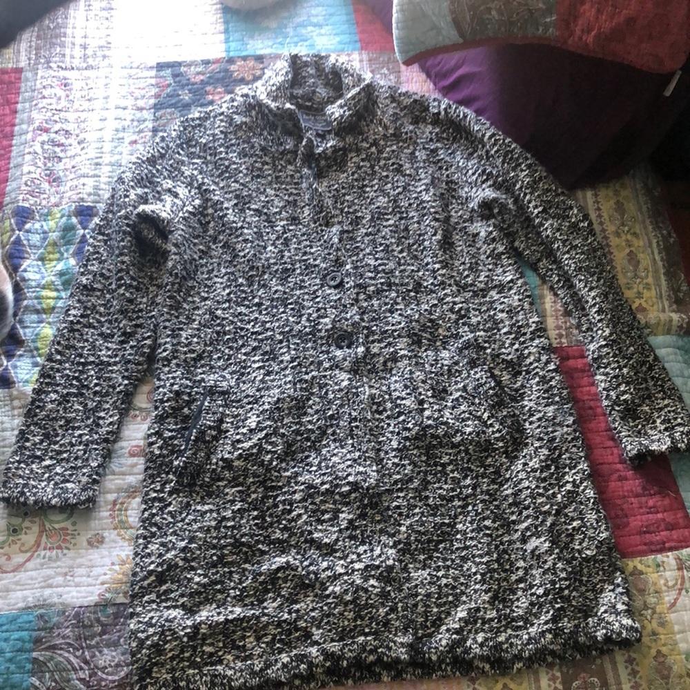 Lucky Brand woman’s long cardigan